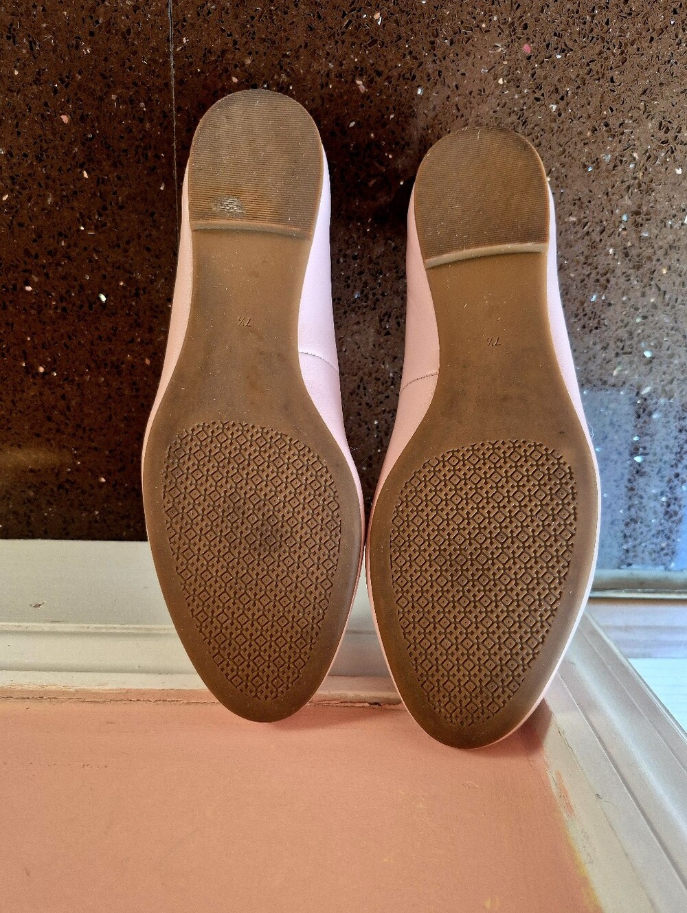 Tory Burch Blush Pink Leather Ballet Flats with Gold Logo - Picture 4 of 4